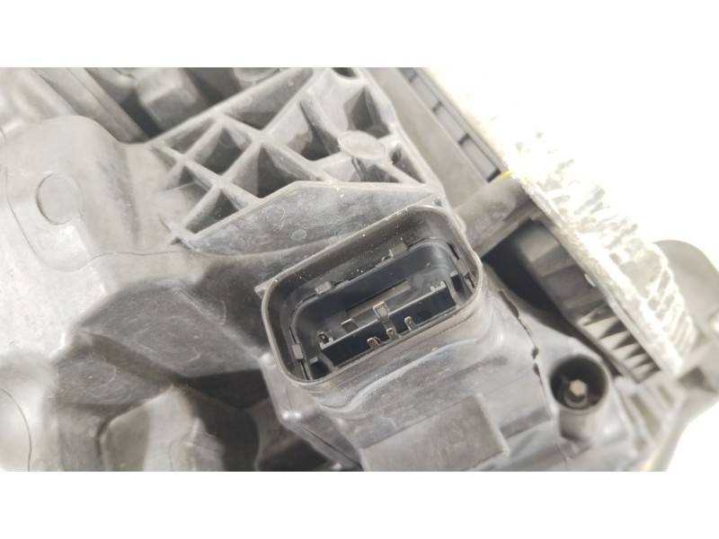 Recambio de faro izquierdo para bmw serie 3 touring (f31) 320d referencia OEM IAM 7471305 63117419633 747130503