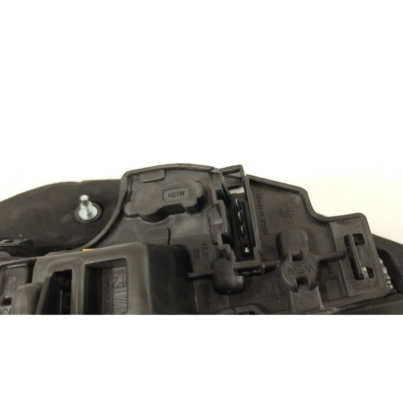 Recambio de piloto trasero izquierdo en porton para seat leon (5f1) 2.0 tdi referencia OEM IAM 5F0945307E  