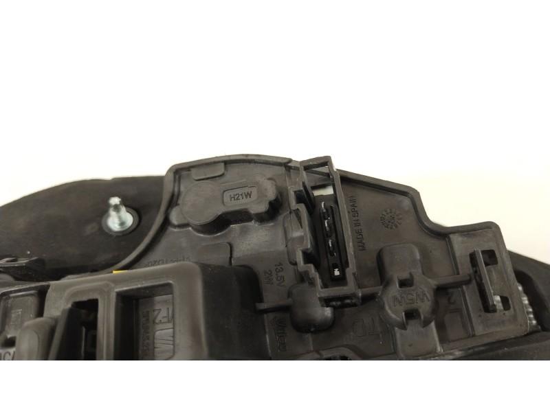 Recambio de piloto trasero izquierdo en porton para seat leon (5f1) 2.0 tdi referencia OEM IAM 5F0945307E  
