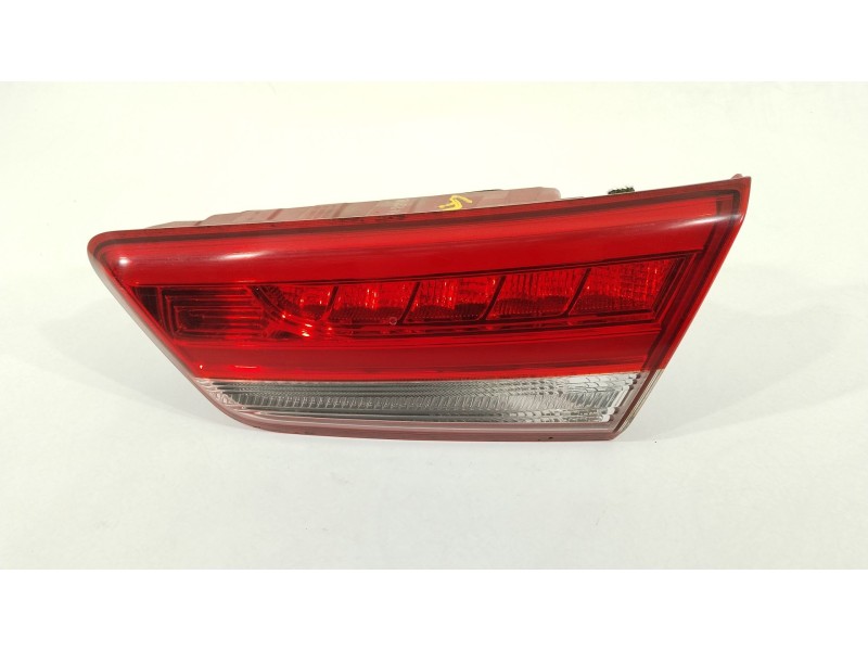 Recambio de piloto trasero derecho en porton para kia optima concept referencia OEM IAM 92402D4200  