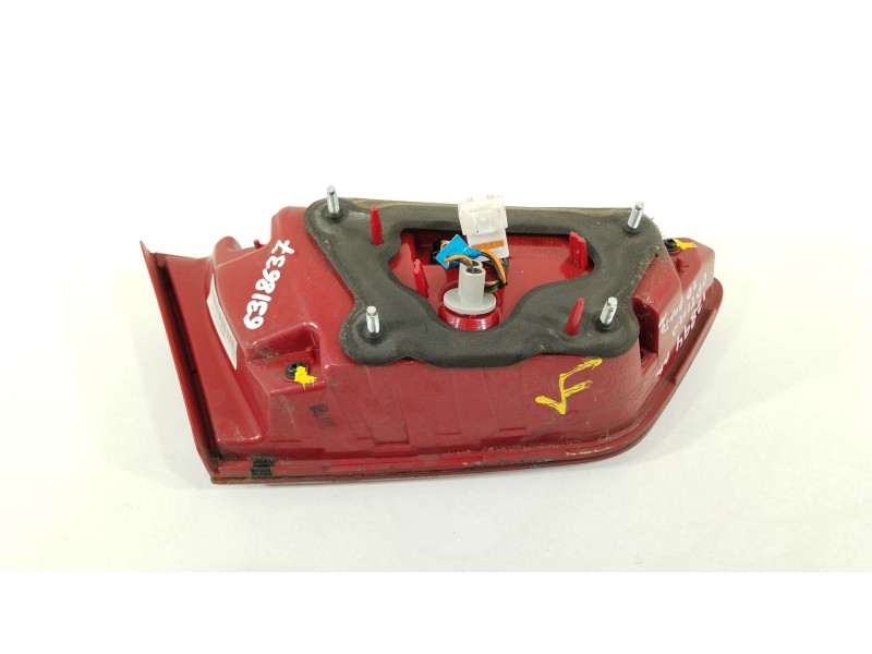 Recambio de piloto trasero derecho en porton para kia optima concept referencia OEM IAM 92402D4200  