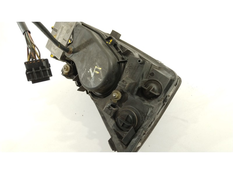 Recambio de faro izquierdo para ford mondeo iii (b5y) 2.0 tdci referencia OEM IAM 1S7113006UF 1S7112B655AA 0301174273