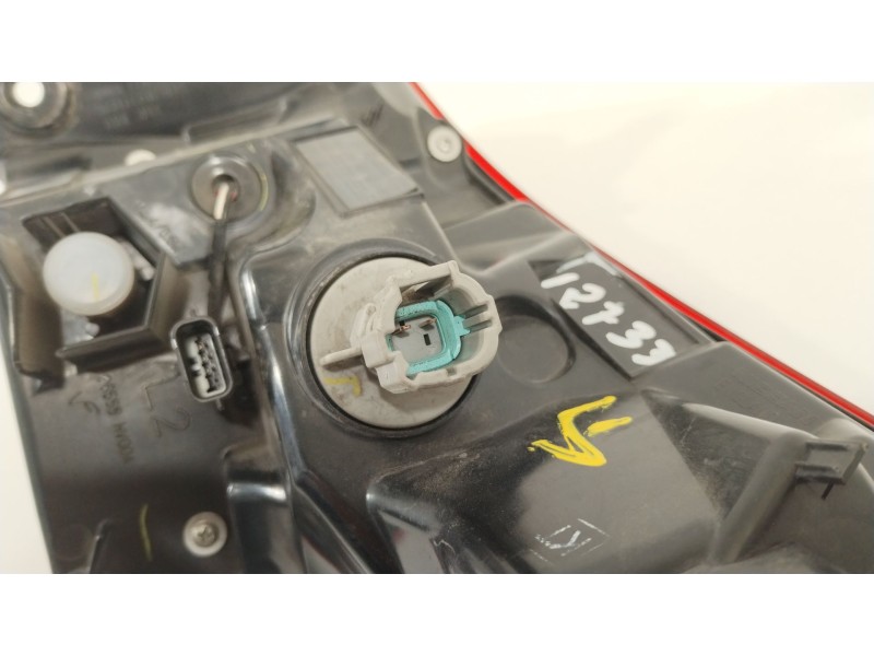 Recambio de piloto trasero izquierdo para nissan qashqai (j11) referencia OEM IAM 26555HV00A  