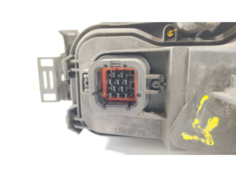 Recambio de faro derecho para ford mondeo iii (b5y) 2.0 tdci referencia OEM IAM 1S7113005CK 1S7112B655AA 0301174272