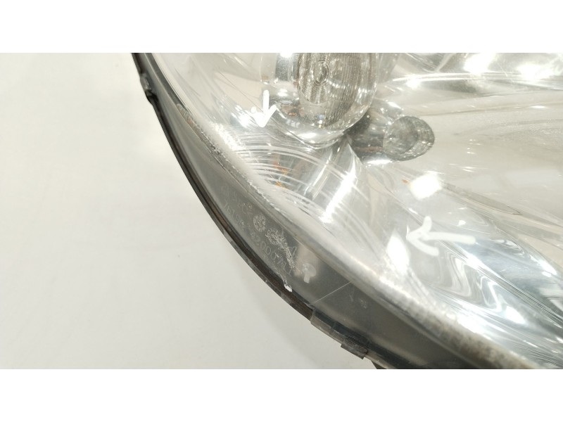 Recambio de faro derecho para peugeot 407 (6d_) 1.6 hdi 110 (6d9hzc, 6d9hyc) referencia OEM IAM 9660235980  0301213202