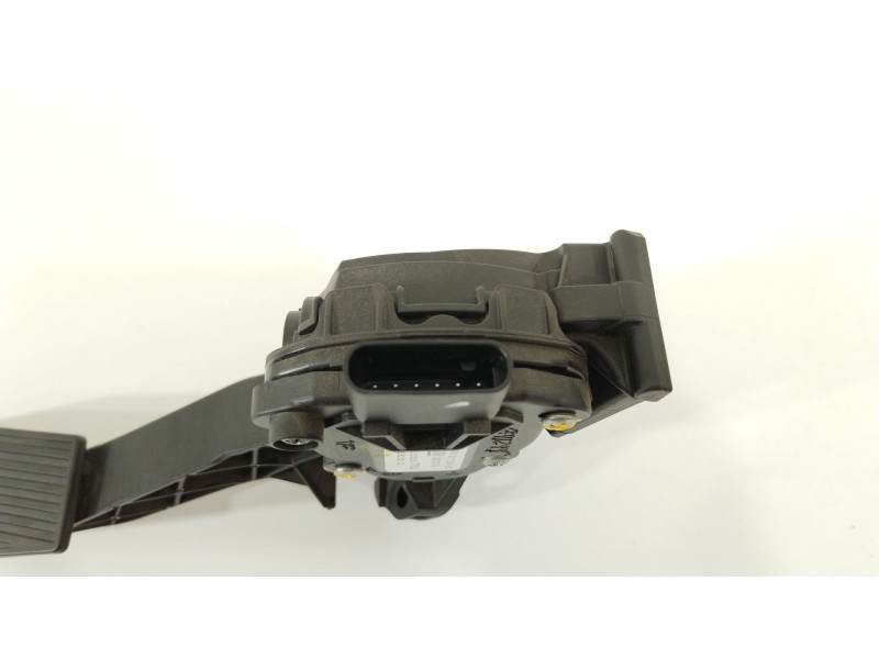 Recambio de potenciometro pedal para opel astra k (b16) 1.6 cdti (68) referencia OEM IAM 13373776  