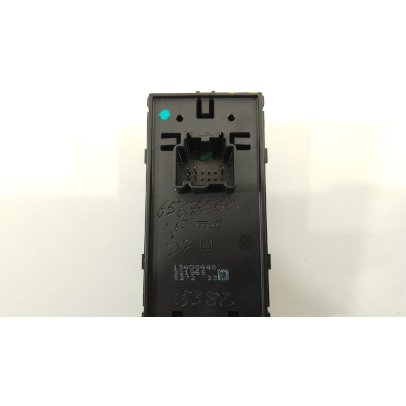 Recambio de mando elevalunas delantero derecho para opel astra k (b16) 1.6 cdti (68) referencia OEM IAM 13408448  