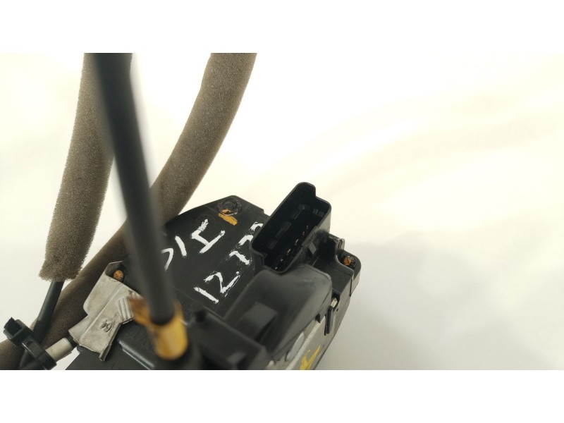 Recambio de cerradura puerta delantera izquierda para nissan qashqai (j11) referencia OEM IAM 805014EA2A  