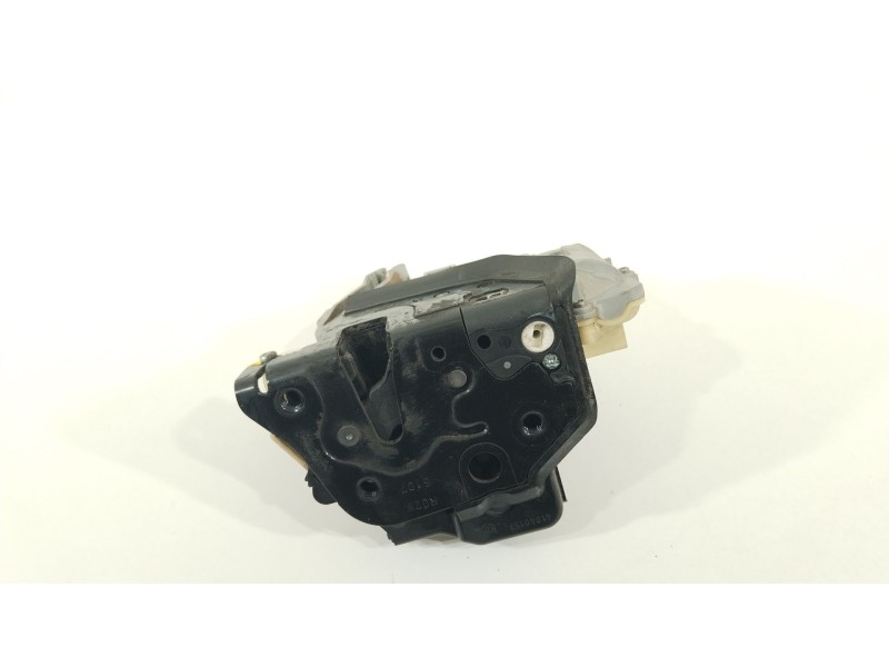 Recambio de cerradura puerta delantera derecha para seat ibiza iii (6l1) 1.4 tdi referencia OEM IAM 4F1837016  