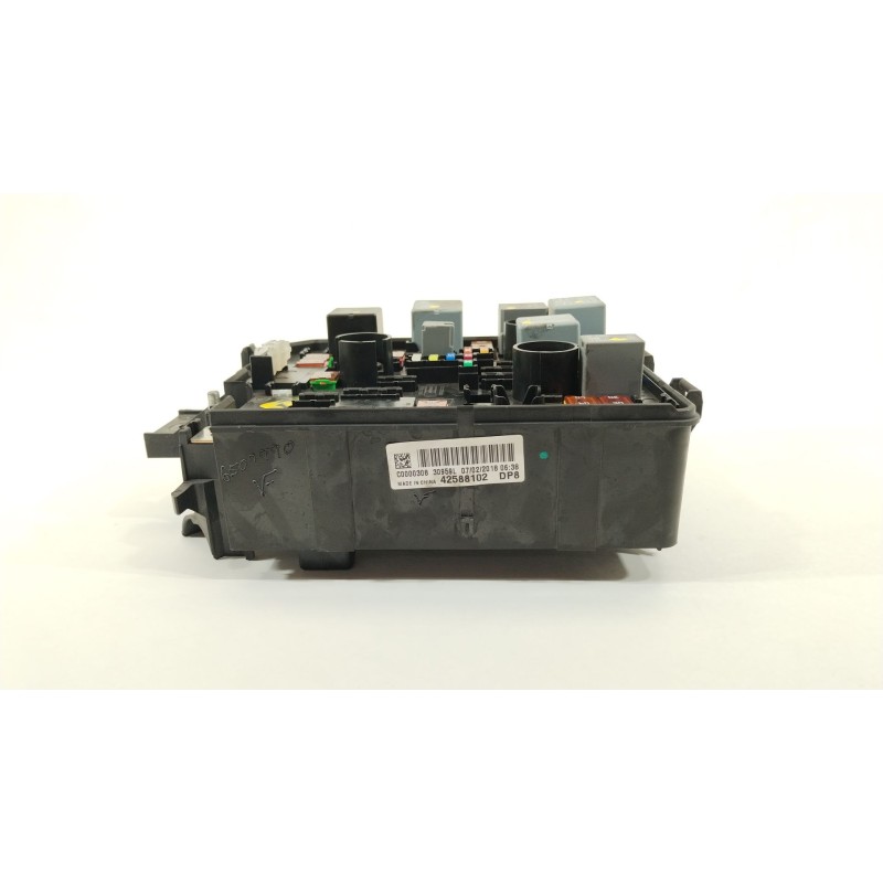 Recambio de caja reles / fusibles para opel mokka / mokka x (j13) 1.6 cdti (_76) referencia OEM IAM 42588102  