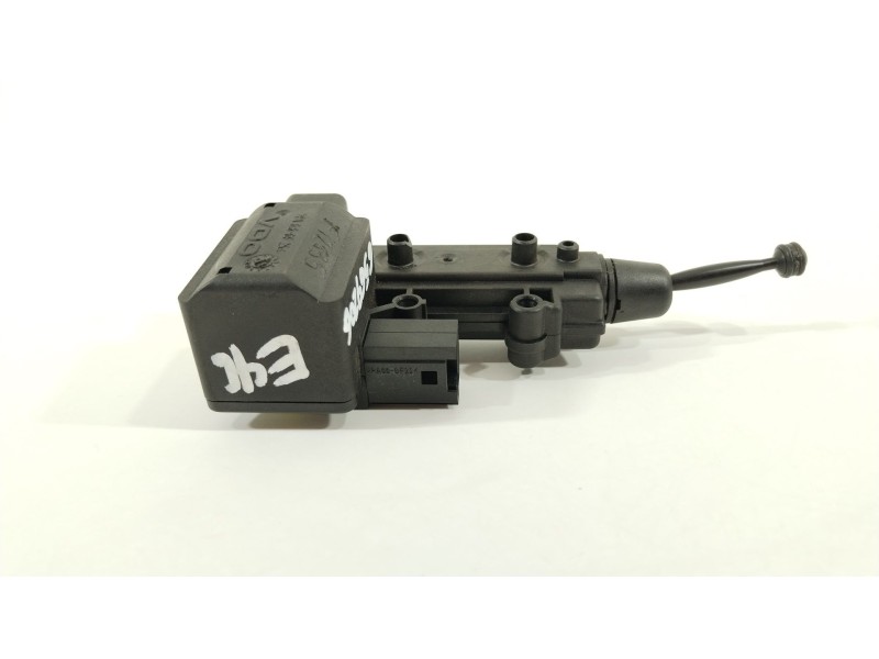 Recambio de motor elevalunas trasero izquierdo para bmw serie 3 coupe (e46) 330 cd referencia OEM IAM 67158238743  