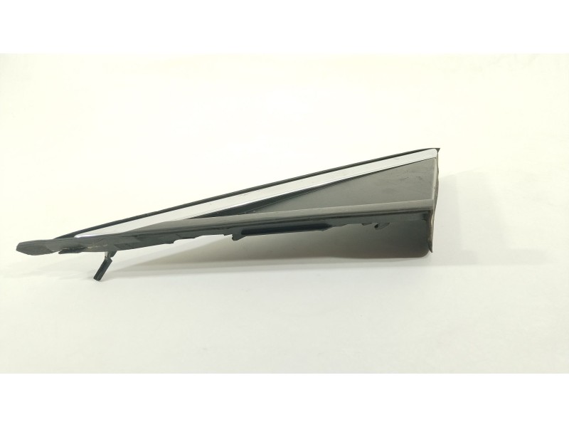 Recambio de moldura para opel astra k (b16) 1.6 cdti (68) referencia OEM IAM 39041995  51549103