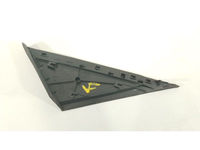 Recambio de moldura para opel astra k (b16) 1.6 cdti (68) referencia OEM IAM 39041995  51549103