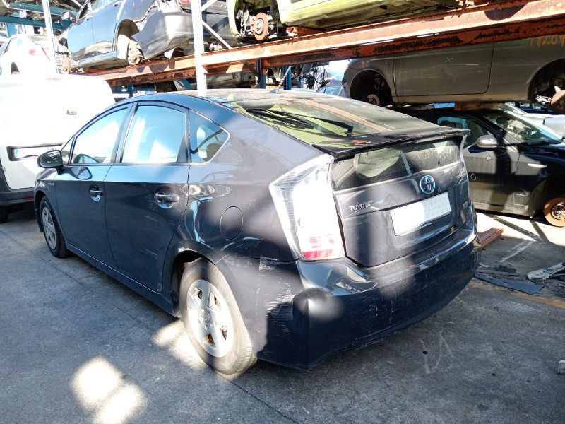 toyota prius (_w3_) del año 2010