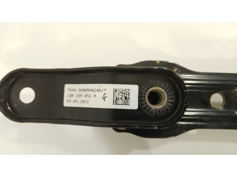 Recambio de soporte motor para seat arona (kj7, kjp) 1.6 mpi referencia OEM IAM 2Q0199851M  