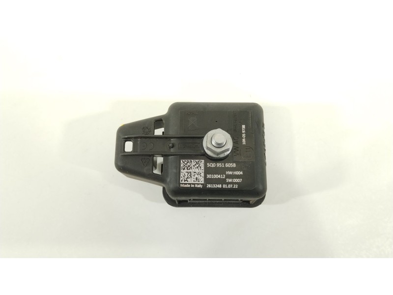 Recambio de modulo electronico para seat arona (kj7, kjp) 1.6 mpi referencia OEM IAM 5Q0951605B  