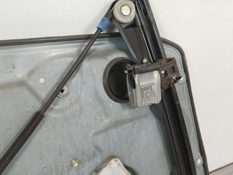 Recambio de elevalunas delantero derecho para seat ibiza iii (6l1) 1.9 tdi referencia OEM IAM 6L3837752CR 6L2959801 6L3837756AC