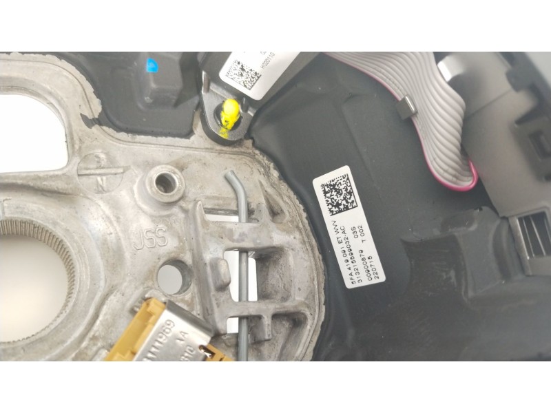 Recambio de volante para seat arona (kj7, kjp) 1.6 mpi referencia OEM IAM 5FA419091ET  