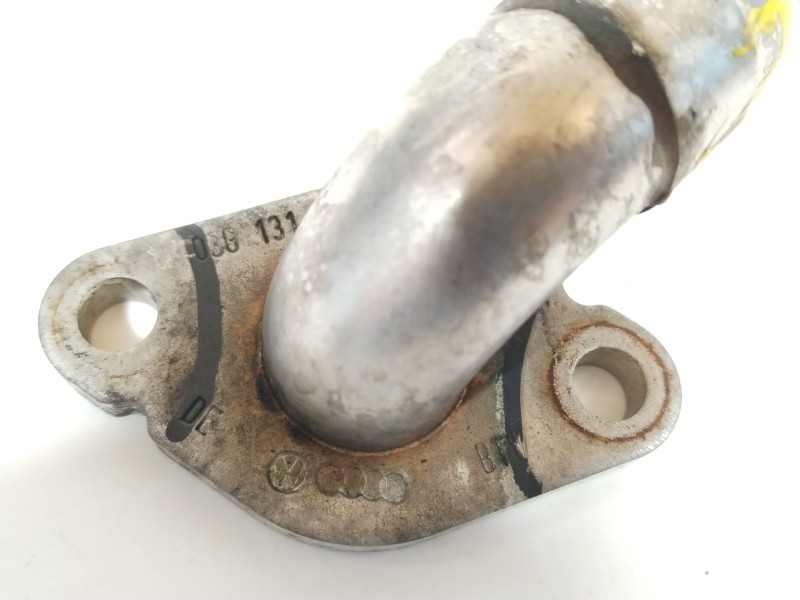 Recambio de tubo para seat leon (1p1) comfort limited referencia OEM IAM 03G131521AH  