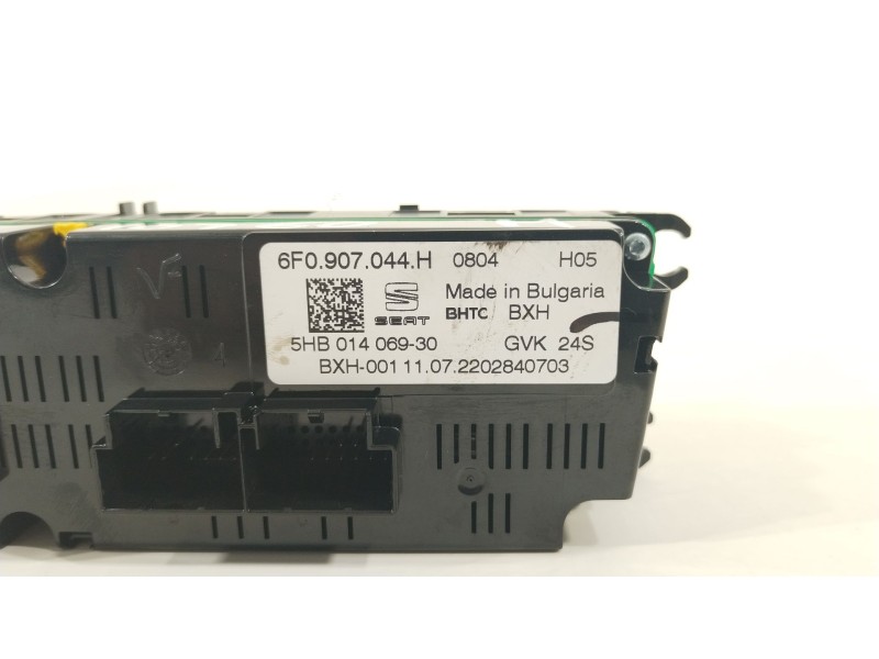 Recambio de mando climatizador para seat arona (kj7, kjp) 1.6 mpi referencia OEM IAM 6F0907044H  