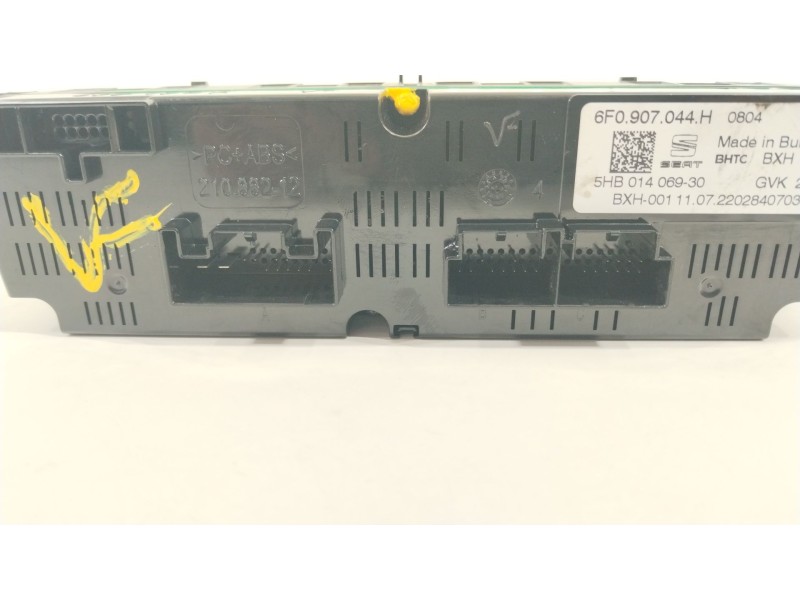 Recambio de mando climatizador para seat arona (kj7, kjp) 1.6 mpi referencia OEM IAM 6F0907044H  