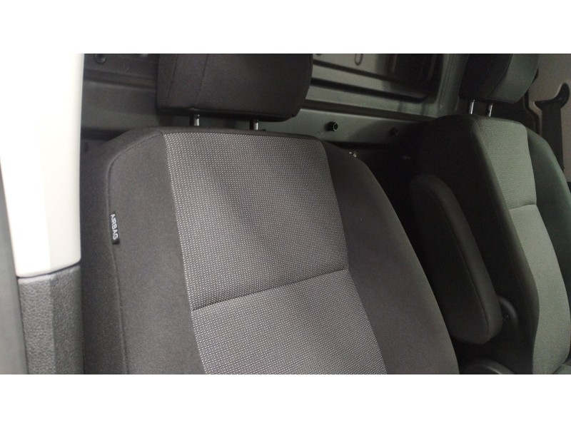Recambio de asiento delantero derecho para toyota proace city referencia OEM IAM   