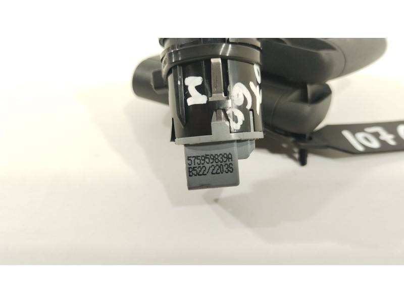 Recambio de conmutador de arranque para seat arona (kj7, kjp) 1.6 mpi referencia OEM IAM 575959839A  