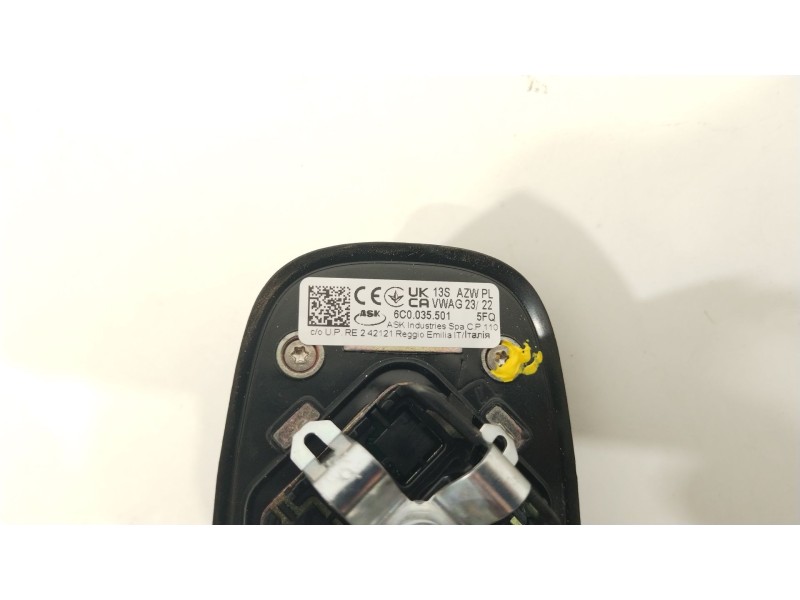 Recambio de base de antena para seat arona (kj7, kjp) 1.6 mpi referencia OEM IAM 6C0035501  