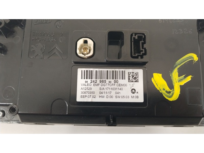 Recambio de pantalla multifuncion para citroën c3 feel referencia OEM IAM 9824298580  