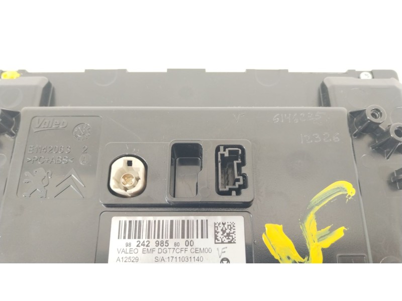 Recambio de pantalla multifuncion para citroën c3 feel referencia OEM IAM 9824298580  
