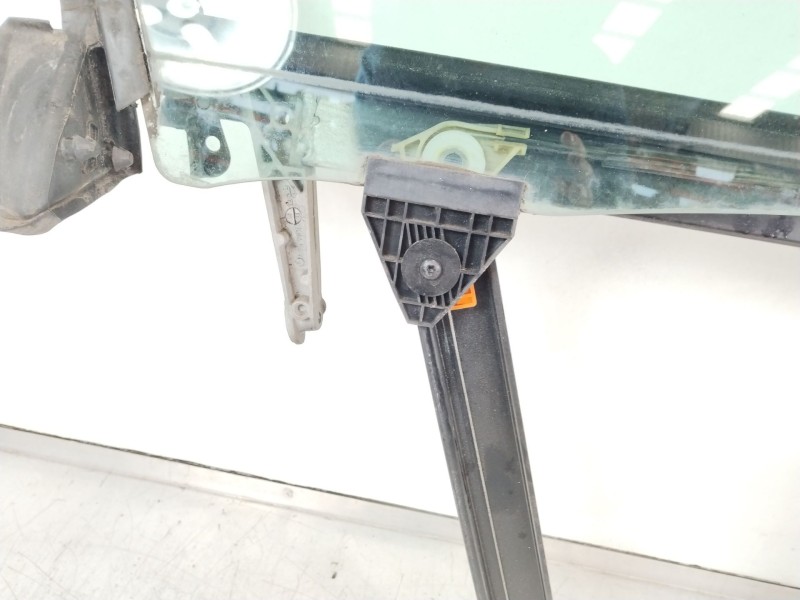 Recambio de elevalunas delantero derecho para audi a4 avant (8e) 2.0 tdi referencia OEM IAM 8E0837461C  