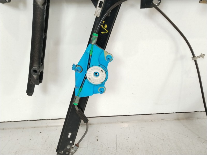 Recambio de elevalunas delantero derecho para audi a4 avant (8e) 2.0 tdi referencia OEM IAM 8E0837461C  