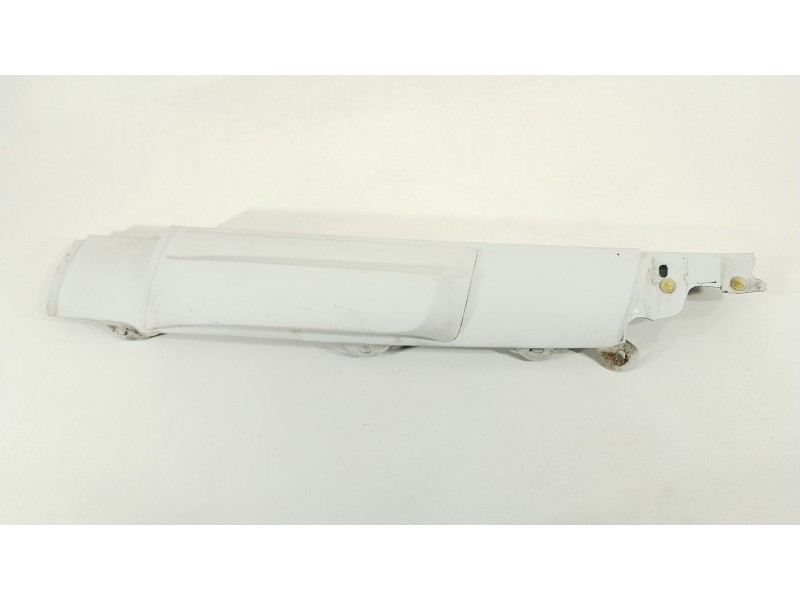 Recambio de moldura para renault maxity 130.35ñ5 referencia OEM IAM 7485115942  