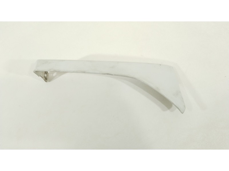 Recambio de moldura para renault maxity 130.35ñ5 referencia OEM IAM 7485134487  75893MB40A