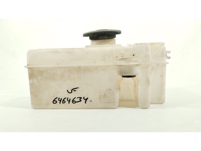 Recambio de deposito limpia para renault maxity 130.35ñ5 referencia OEM IAM 7485145290  