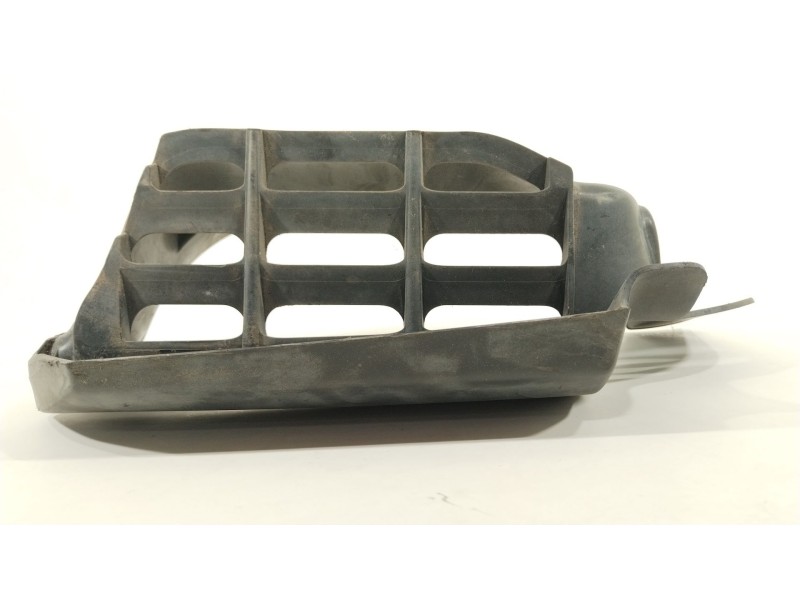 Recambio de estribo para renault maxity 130.35ñ5 referencia OEM IAM 5001874712  96113MA00A