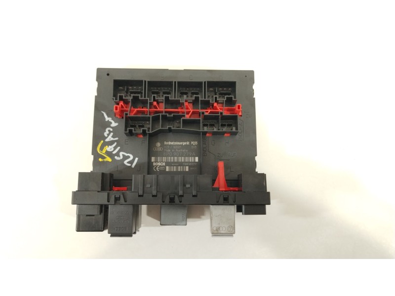 Recambio de caja reles / fusibles para audi a3 (8p) 1.9 tdi ambiente referencia OEM IAM 8P0907279A  F005V00219