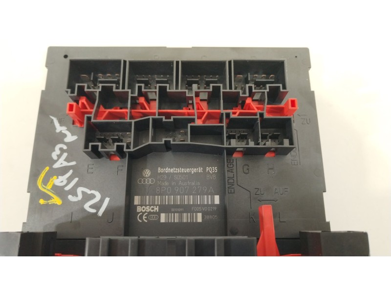 Recambio de caja reles / fusibles para audi a3 (8p) 1.9 tdi ambiente referencia OEM IAM 8P0907279A  F005V00219