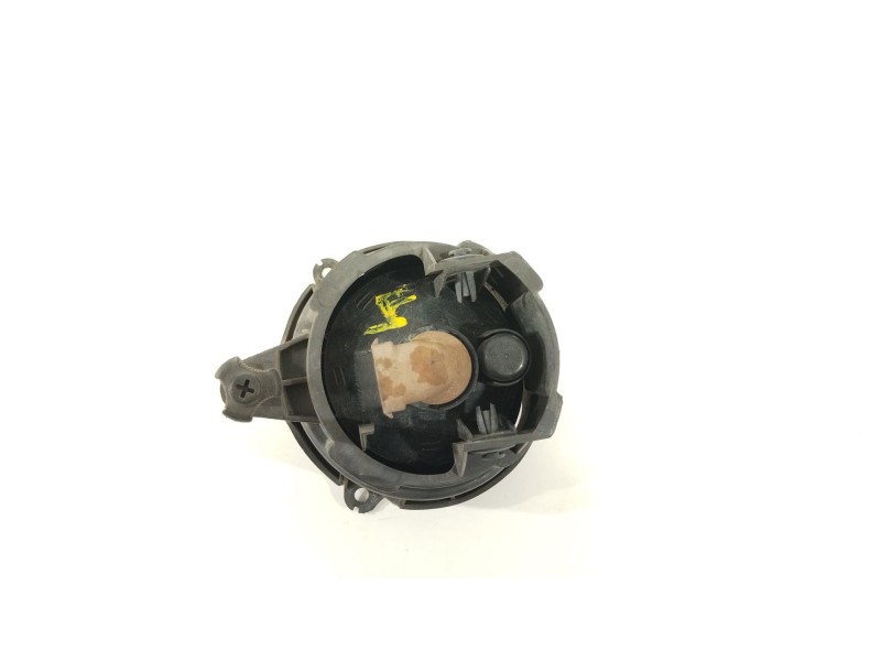 Recambio de faro antiniebla derecho para ssangyong rodius xdi referencia OEM IAM 8320221000  
