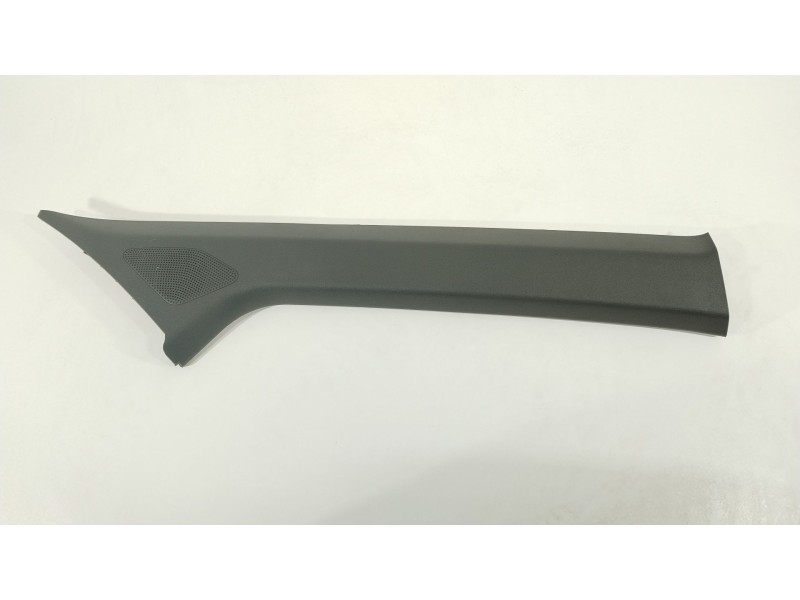 Recambio de moldura para seat arona (kj7, kjp) 1.6 mpi referencia OEM IAM 6F9867234  