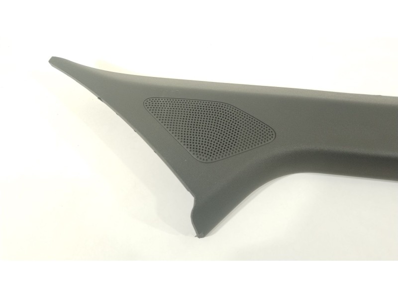 Recambio de moldura para seat arona (kj7, kjp) 1.6 mpi referencia OEM IAM 6F9867234  