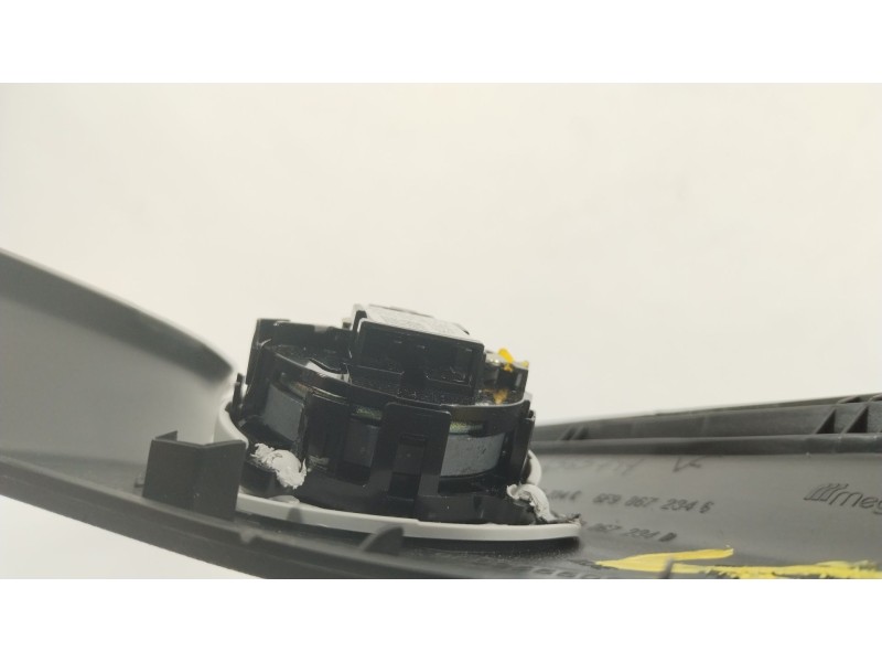 Recambio de moldura para seat arona (kj7, kjp) 1.6 mpi referencia OEM IAM 6F9867234  