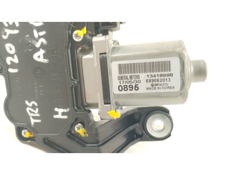 Recambio de motor limpia trasero para opel astra h ber. cosmo referencia OEM IAM 13418998  689062013