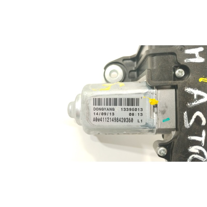 Recambio de motor limpia trasero para opel astra j lim. 1.6 cdti dpf referencia OEM IAM 13395013  