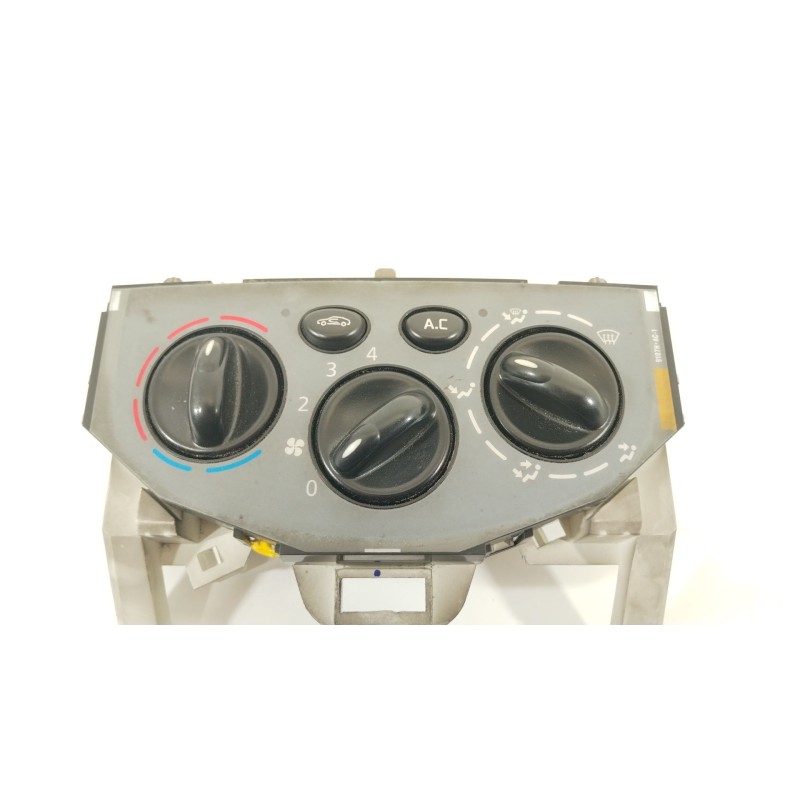 Recambio de mando calefaccion / aire acondicionado para nissan primastar furgoneta (x83) 2.0 dci 115 referencia OEM IAM 82000046