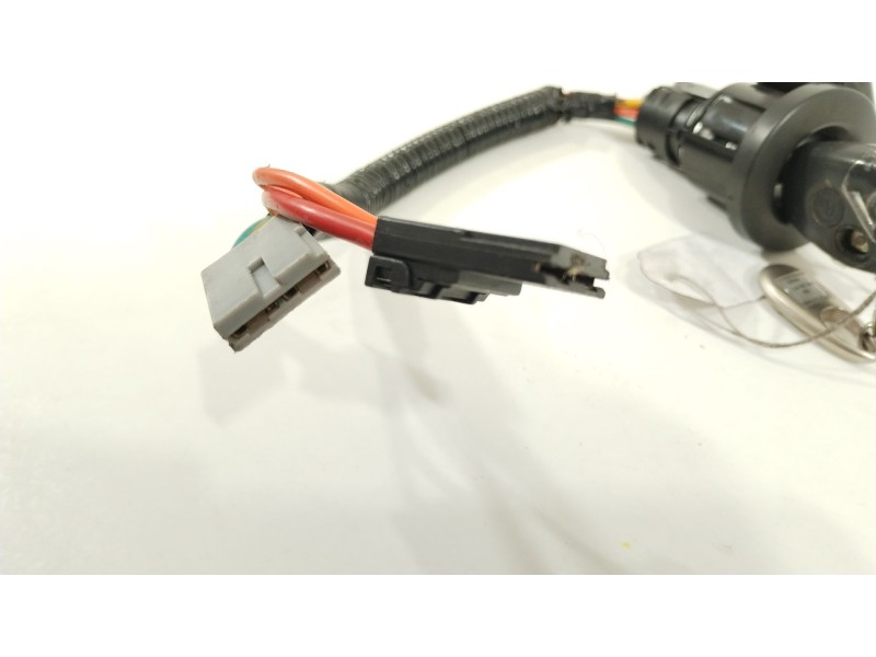 Recambio de conmutador de arranque para nissan primastar furgoneta (x83) 2.0 dci 115 referencia OEM IAM 8200826300C  