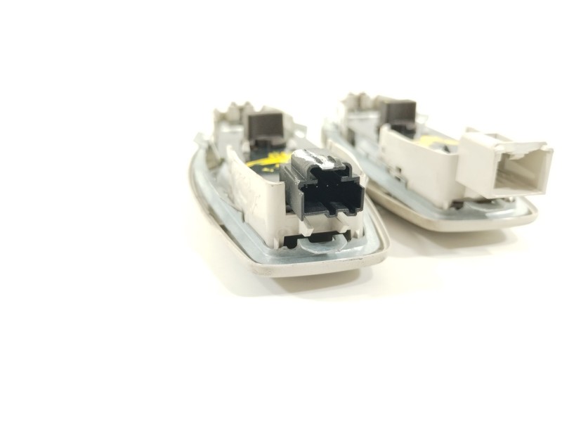 Recambio de luz interior para ford focus iv (hn) 1.0 ecoboost referencia OEM IAM BM5113776ED  BM5113776FC