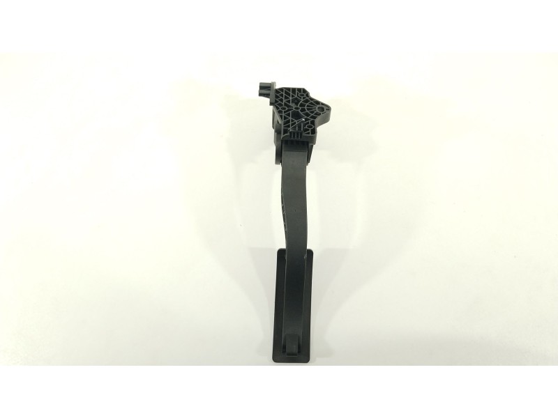 Recambio de potenciometro pedal para mercedes-benz clase cla (w117) cla 220 cdi (117.303) referencia OEM IAM A2463001404  
