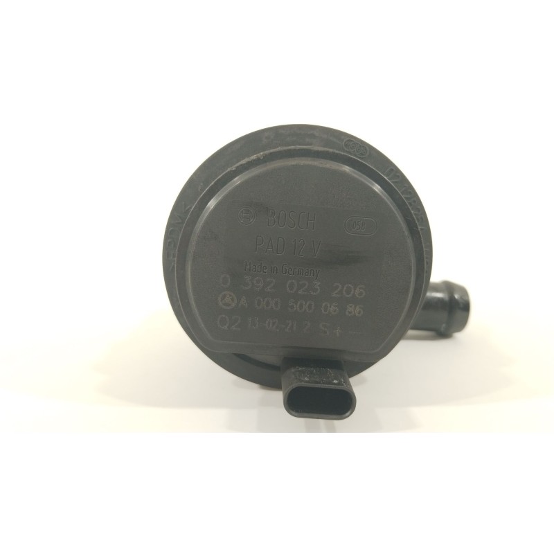 Recambio de bomba agua para mercedes-benz clase cla (w117) cla 220 cdi (117.303) referencia OEM IAM A0005000686  