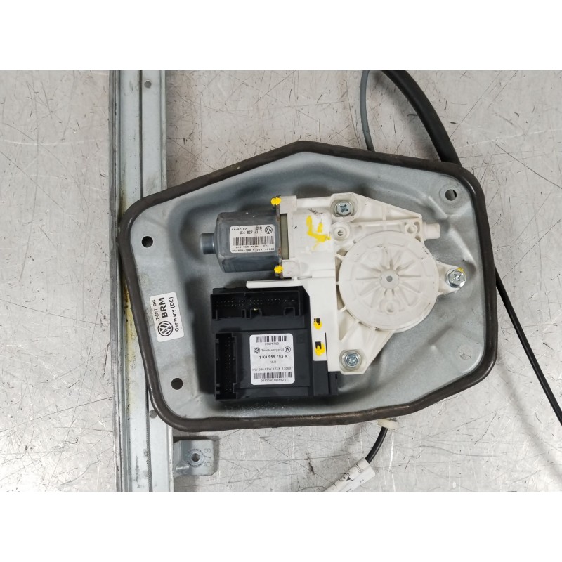 Recambio de elevalunas delantero izquierdo para volkswagen golf v (1k1) 1.4 tsi referencia OEM IAM 1K4837461B 1K4837401T 1K38374